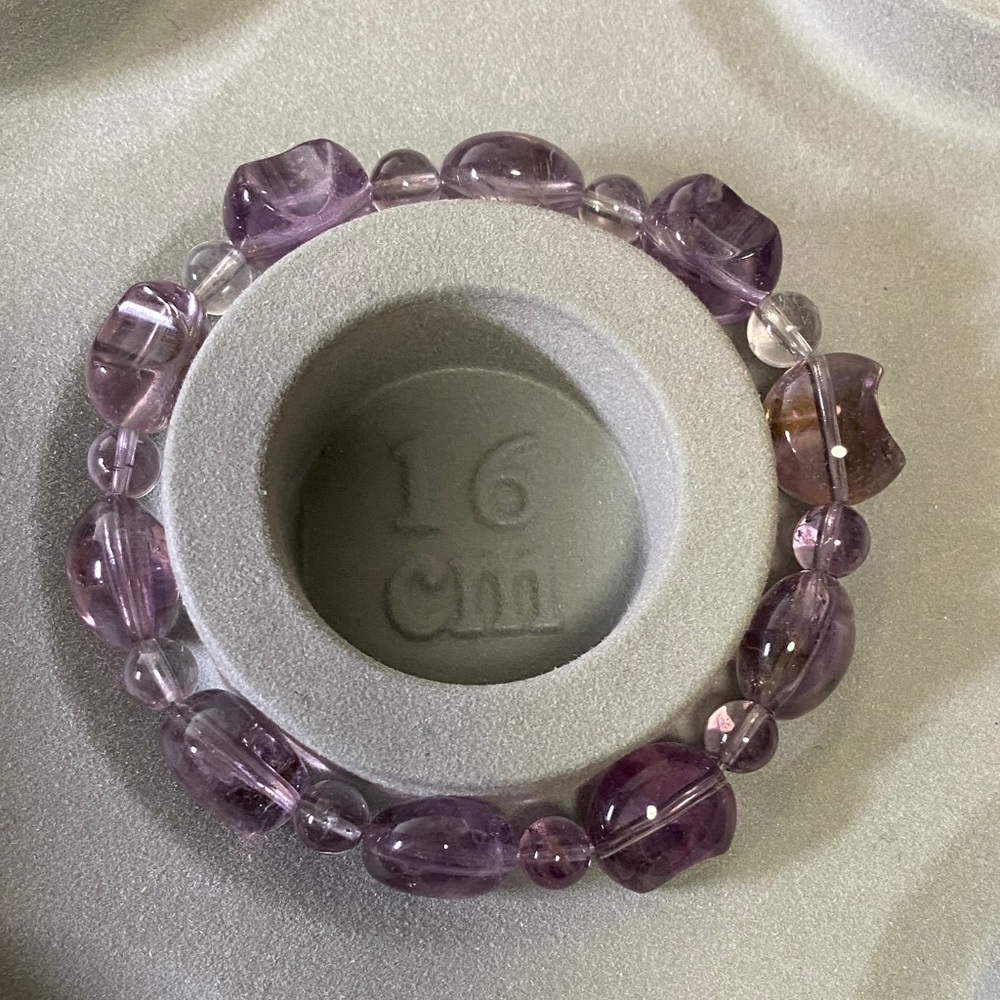 Natural Amethyst Crescent Moon Bracelet • Purple Quartz Moon & Star Duo - Picture 7 of 7